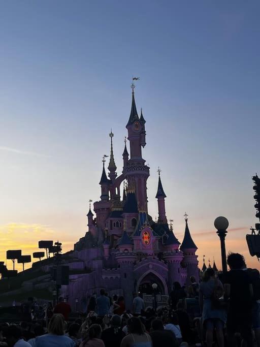 M&A Maison De Campagne/ Disney/Paris/Wifi/Jeux Croissy-Beaubourg Kültér fotó